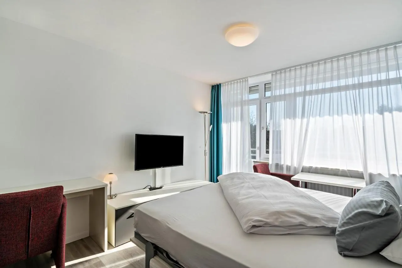 Huber Living Basic 106 Apartment Germering